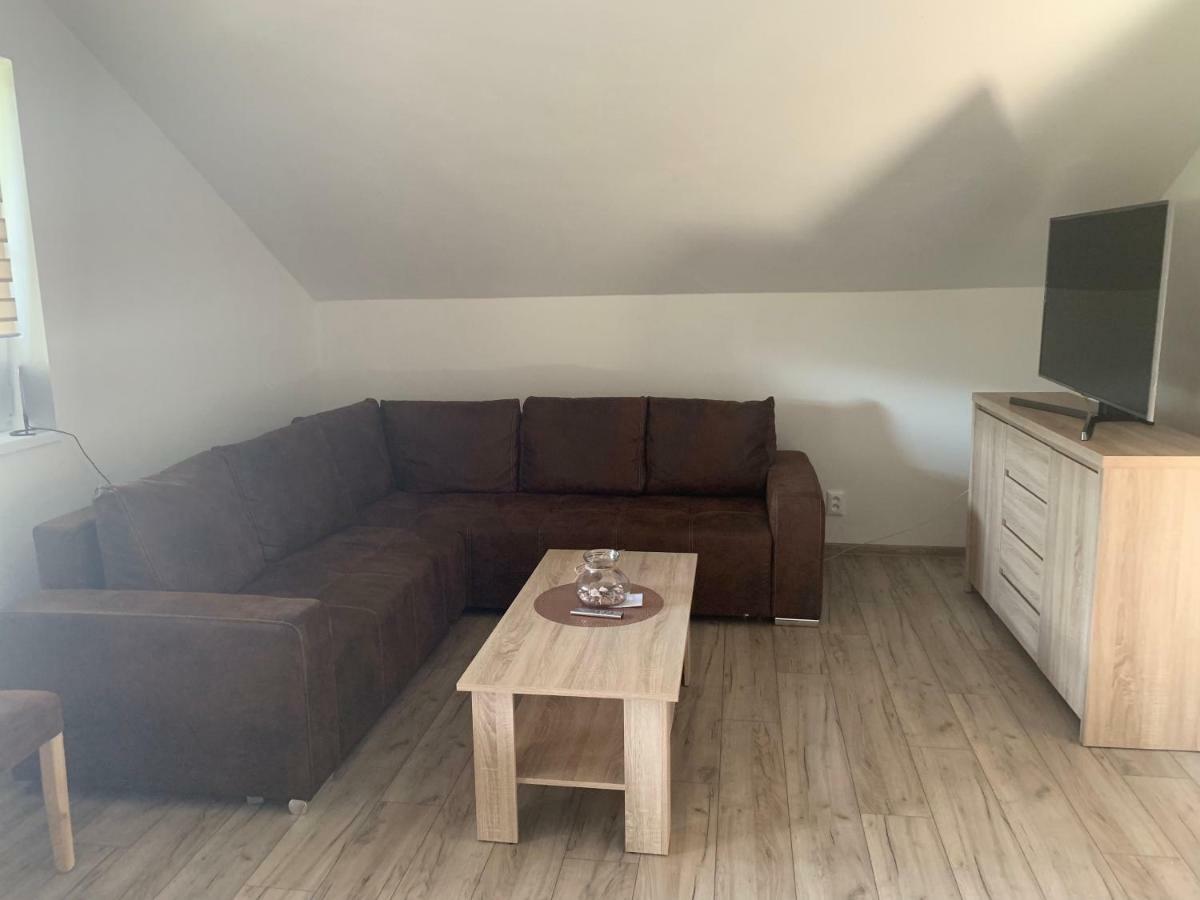 Apartmanovy Dom Magda Врбов Екстериор снимка
